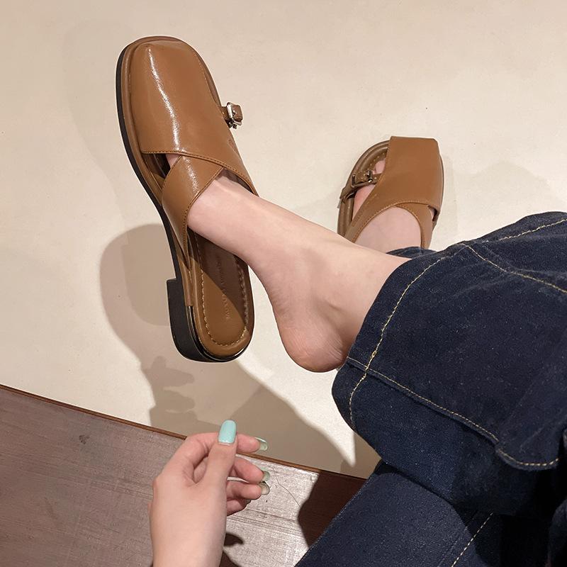 Internet Celebrity Fashion Soft-soled Slippers Women's Summer Wear 2025 New Casual Versatile Roman Beach Shoes Temperament Bag Head Drag