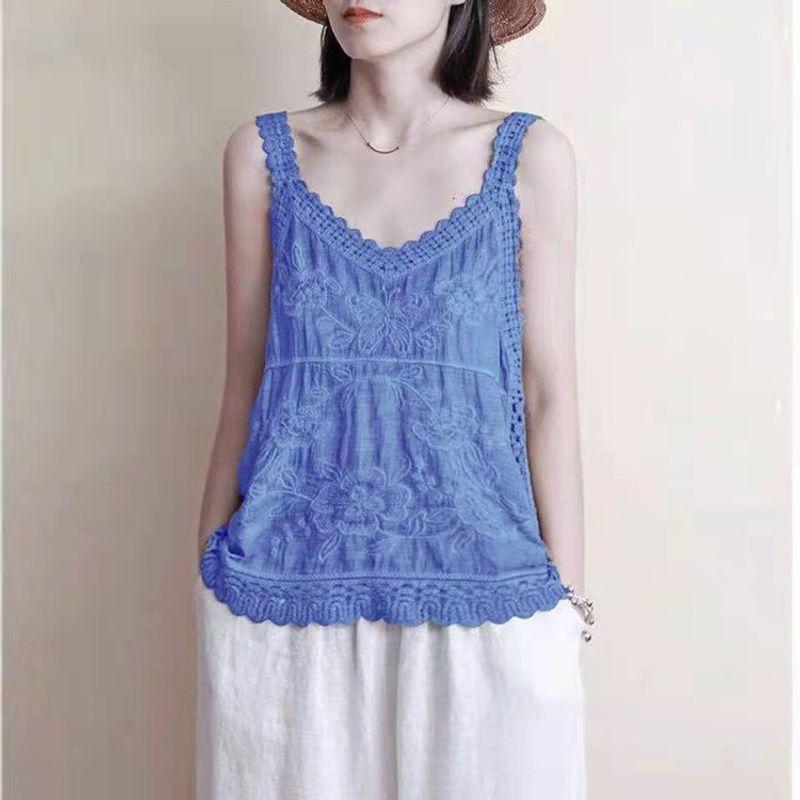 

Solid Color V-neck Loose Camisole Top Solid Color and V-neck Loose Spaghetti-Strap Camisole Top Blue All yards