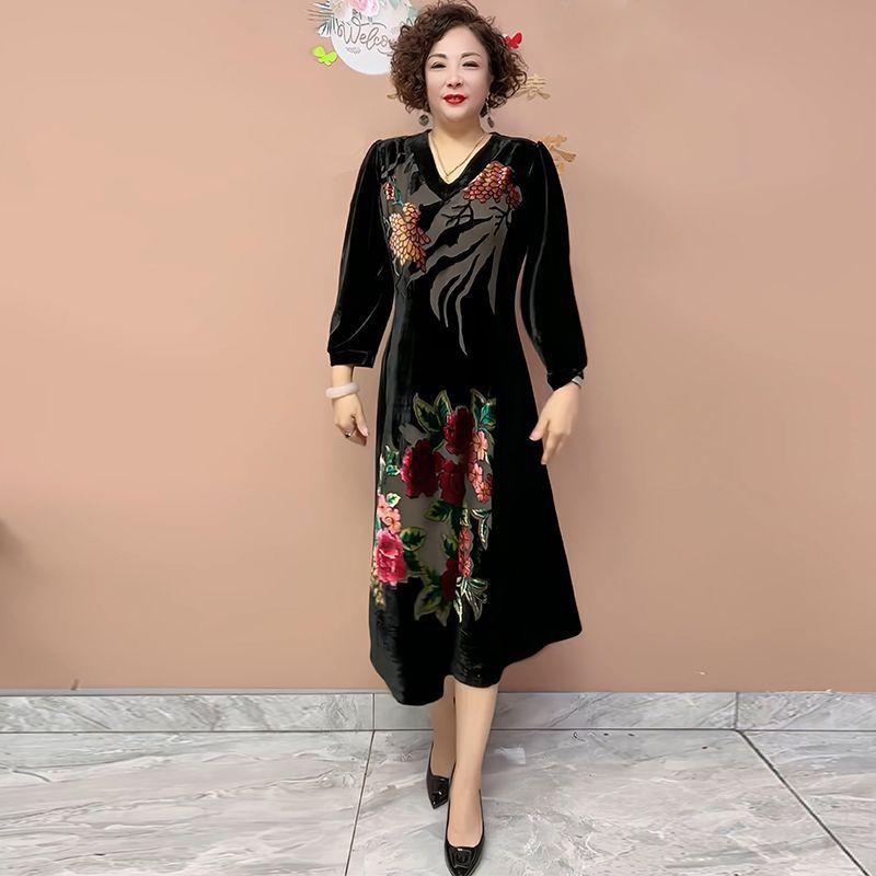 High-end Women's Velvet Plus-size Dress V-neck Loose Silk Printed Long Dress