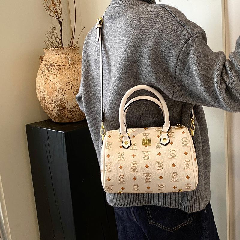 Pillow Bag Small Bag Women's New Bear Printed Messenger Bag Versatile Niche Texture Portable Shoulder Bag