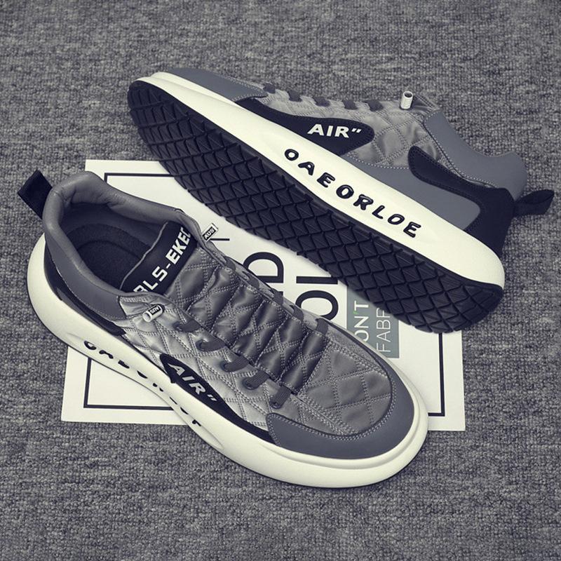 2025 neue Herren kleine Brettschuhe Plattform Sport Freizeit erhöhende Brettschuhe Forrest Gump Trendschuhe ein kleiner Brettschuh