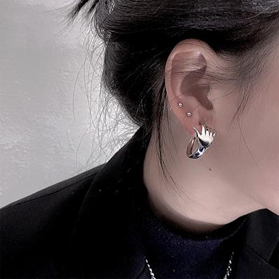 Alternative Personality Glossy Palm Stud Earrings Men'S And Women'S Personality Hip-Hop Rock Five-Finger Claw Neutral Wind Earrings