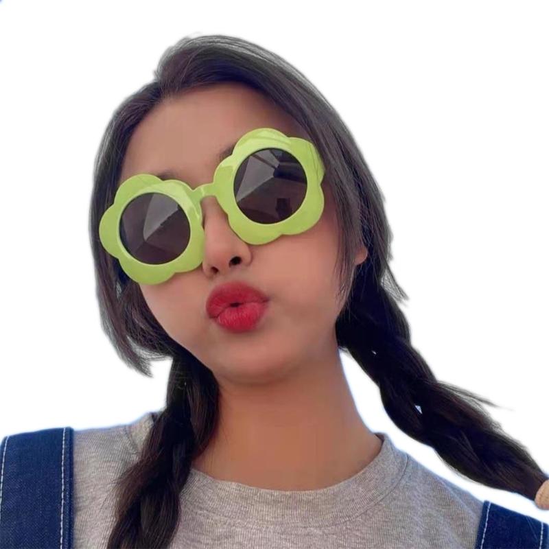 

Party Sunglasses Funny Hawaiian Tropical Party Eyeglasses Beach Party Supplies Photo-Booth Prop Plastic Eyeglasses