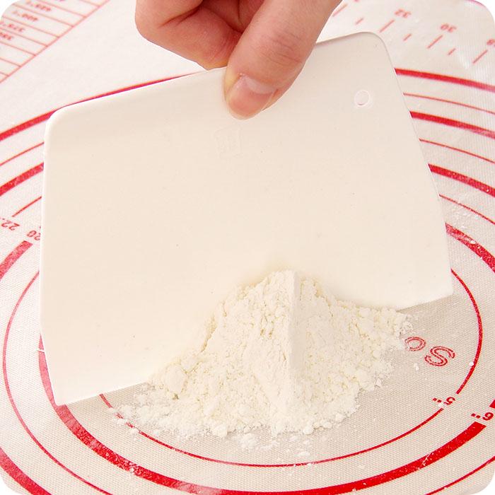 Scraper Edge Spatulas Dough Cake Baking Scraper Fondant Cake Slicer Pastry Cutter Tool