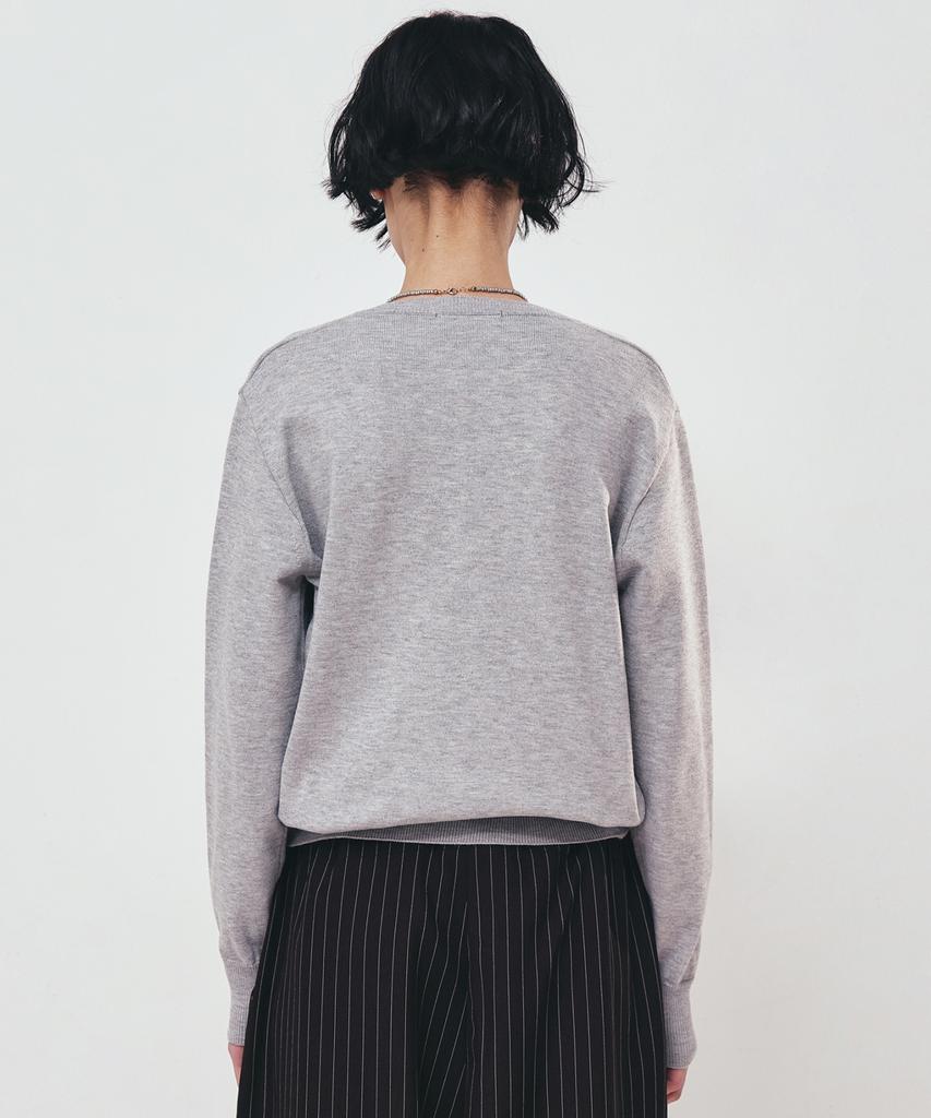 Nigaennikol Butterfly V Neck Jacquard Knit_Gray