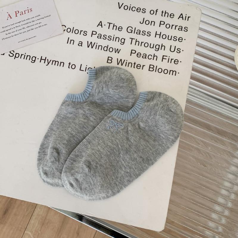 Summer Thin Women's Boat Socks, Anti-slip and Non-dropping, and Embroidered Bow Socks, Women's Shallow Mouth Breathable Casual Invisible Socks