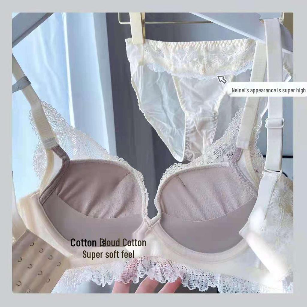 Japanese Style Wire-Free Push-Up Bra: Sexy, Comfortable, Anti-Sag, Adjustable, Seamless, Beautiful Back Design for Small Busts