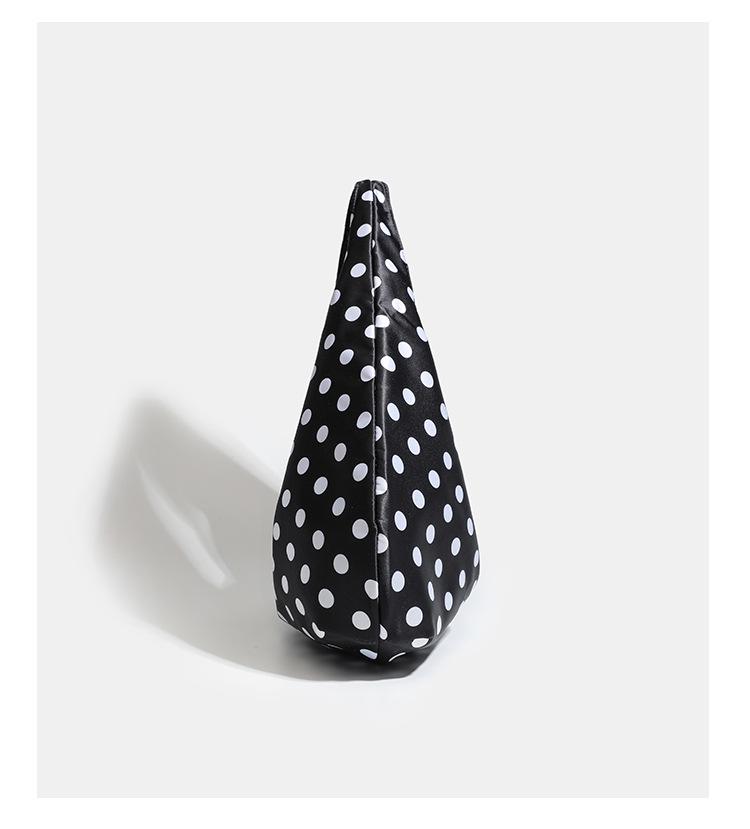 Korean Style Polka Dot Canvas Tote: Literary Shoulder Bag for Female Students