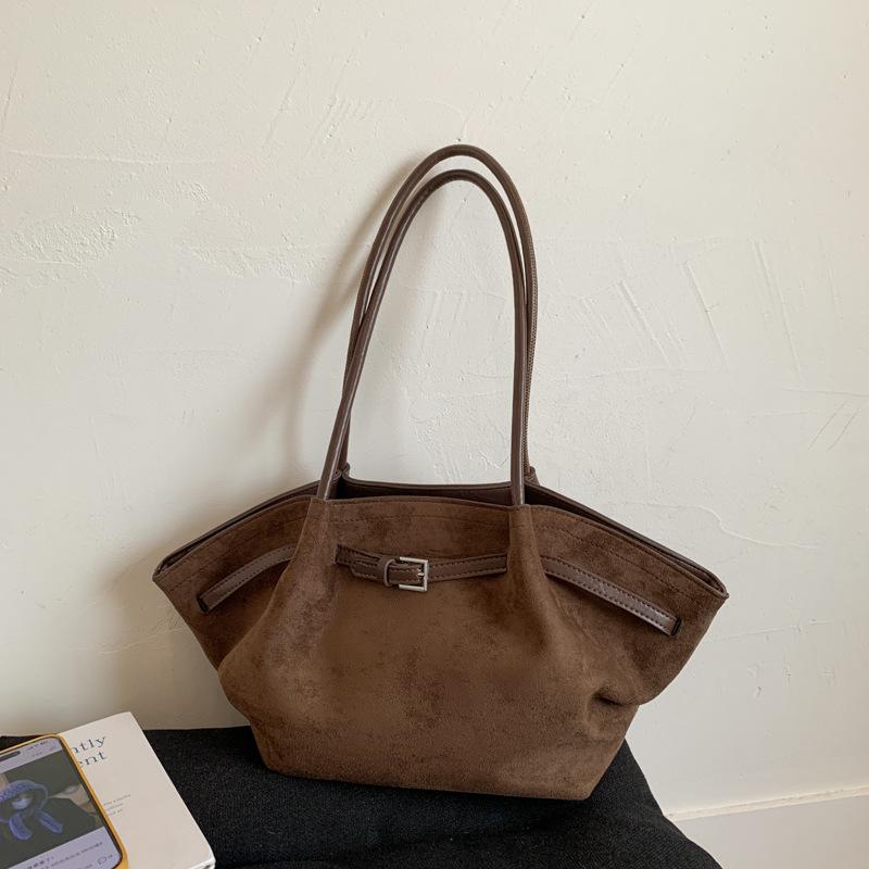 

Vintage suede tote bag women s 2025 new high-end commuter shoulder bag large-capacity underarm bag