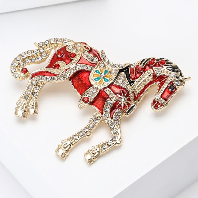 Delicate Cartoon Horse Brooch with Rhinestones Embellishments Enamel Animal Shaped Lapel Pin Accessory