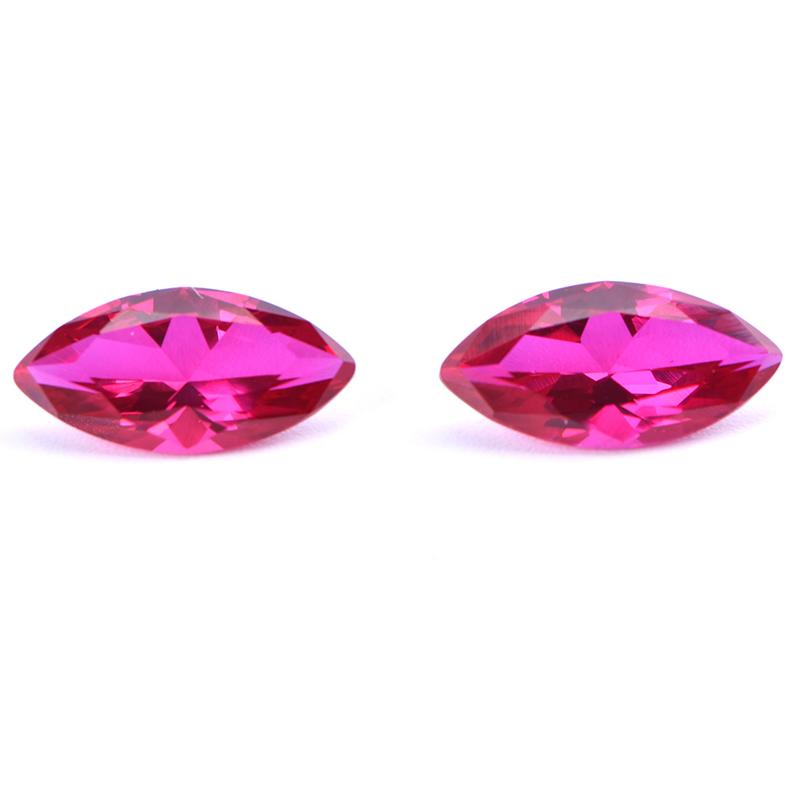 Kreativní kulatý korundový holub Krvavě červený korund umělý drahokam