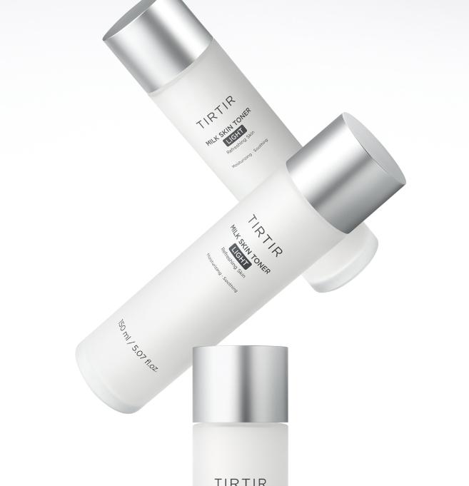 TIRTIR Milk Skin Toner Light 150ml / Refreshing & Brightening Toner for Oily Skin