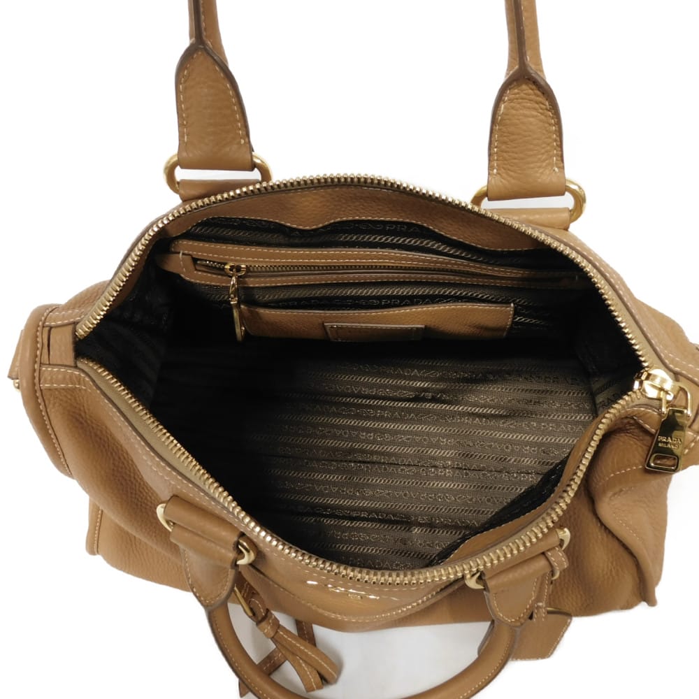 Used Vitello Dyno Bag BL0805 7922 2-Way Shoulder Bag with Metal Logo, Brown (11569) Unisex from Japan AUTHENTIC