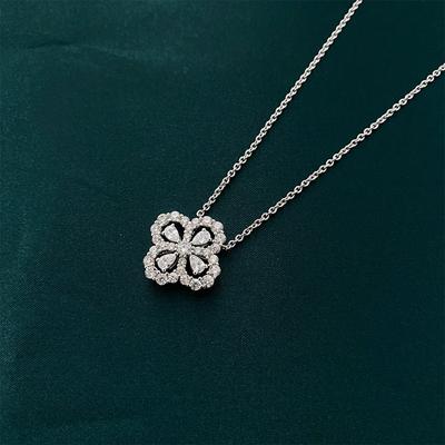Kadınlar İçin Romantik 925 Ayar Gümüş Dört Yapraklı Yonca Parlak Zirkon Kolye Ucu Kolye Parti İnce Takı Moda Hediyeleri