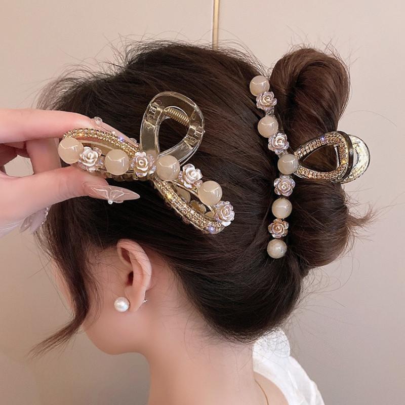 Acrylic Camellia Flower Rhinestone Hair Clip Women's Premium Feeling Light Luxury Pearl Shark Clip Girl Hair Accessories