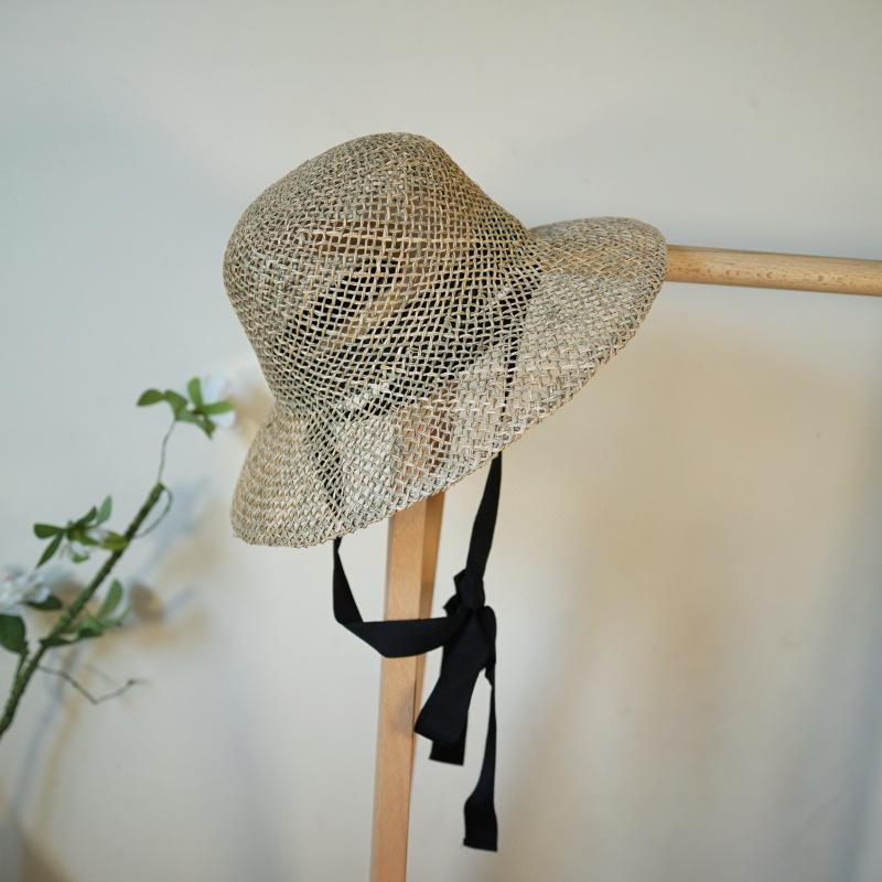 Japanese Retro Cute Hollow Hand-Woven Straw Pot Hat Women'S Summer Versatile Bucket Hat Sun Protection Lace-Up Straw Hat