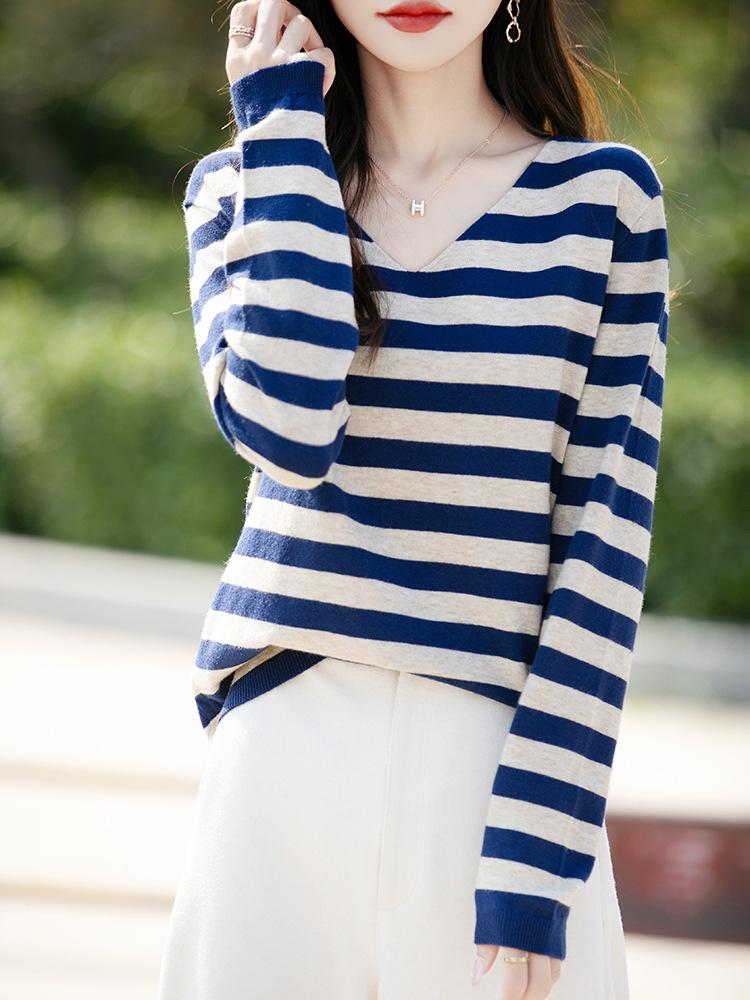 2025 Autumn Women's Striped V-Neck Long Sleeve Loose Knitted Sweater Pullover - French Design