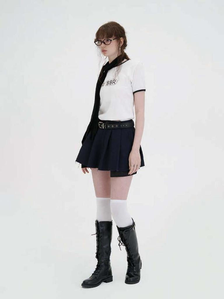 Vivora Wide Tuck Mini Skirt (Navy)
