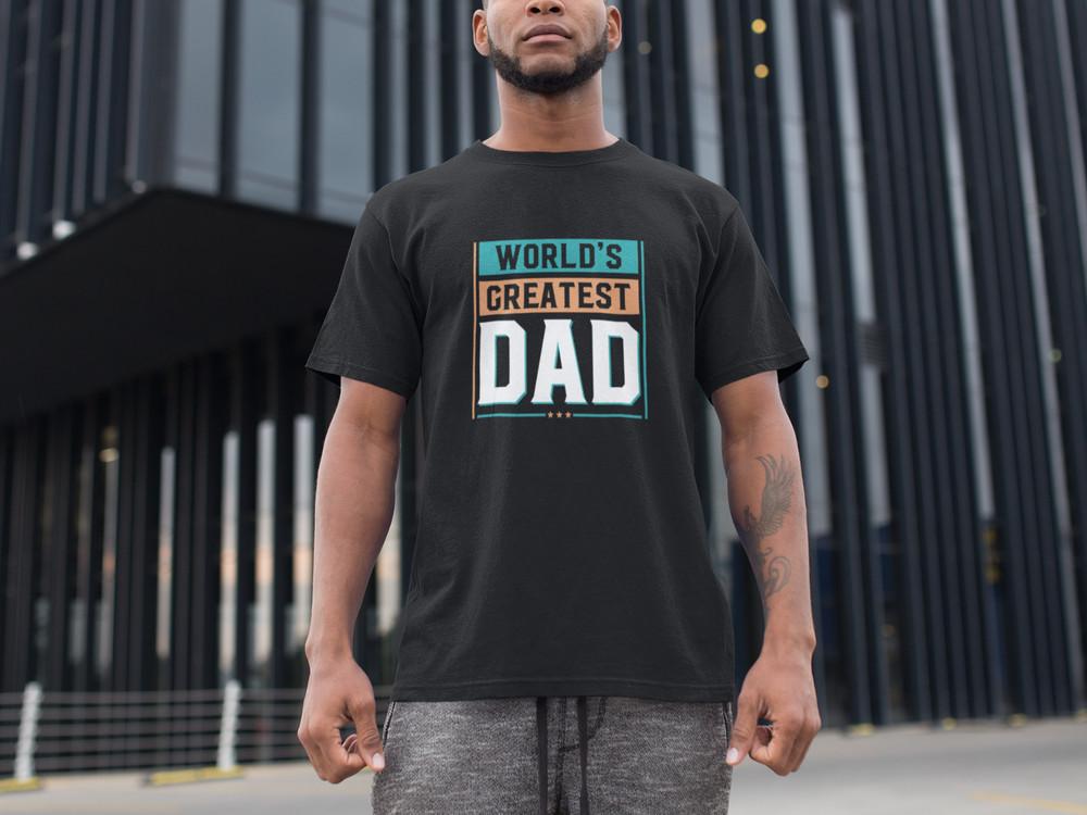 

World s Greatest Dad T-Shirt Funny Gift for Father Daddy Men Graphic Tee Top 2XL