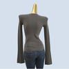 Elegant V-neck Soft Glutinous Horn Long sleeve Knitted Spring and Autumn Design Sense Slim fit Slimming Inner wear Bottoming Shirt Top Women