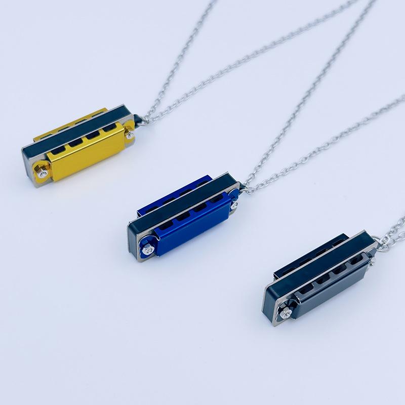 4-Hole 8-Tone Mini Necklace Harmonica - Entry-Level Musical Toy for Kids