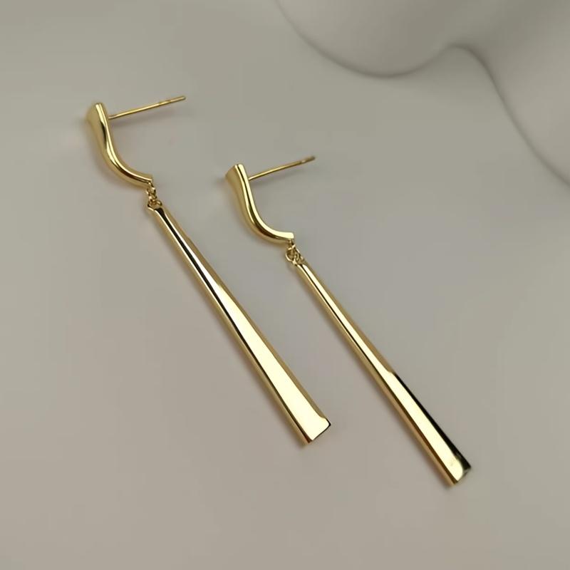 Minimalist OL Style Earrings, Versatile for Workplace Commuting, Capable Temperament Earrings, Exquisite and Minimalist Design