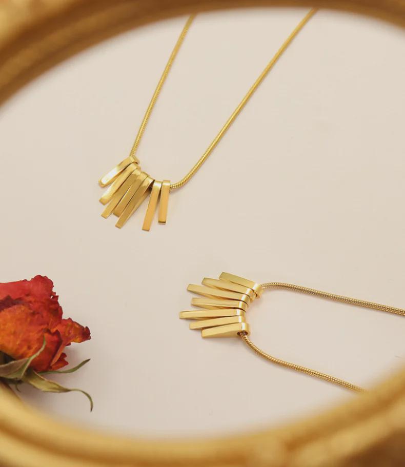 European & American Luxury Geometric Pendant Necklace: Irregular Square, Gold-Plated Titanium Steel