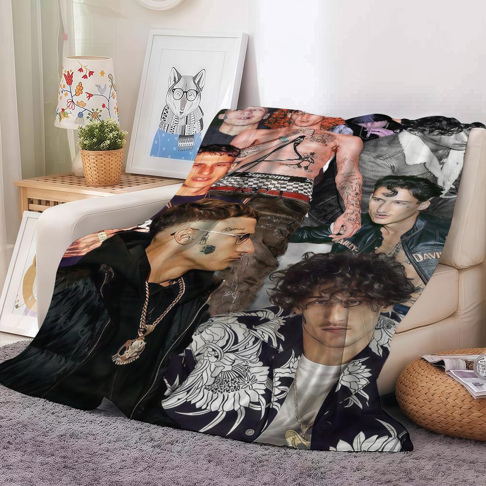 Spanish rapper Yung Beef Blanket For Sofa Office Bed Plane Travel Sleep Read Relax Camping Soft And Warm