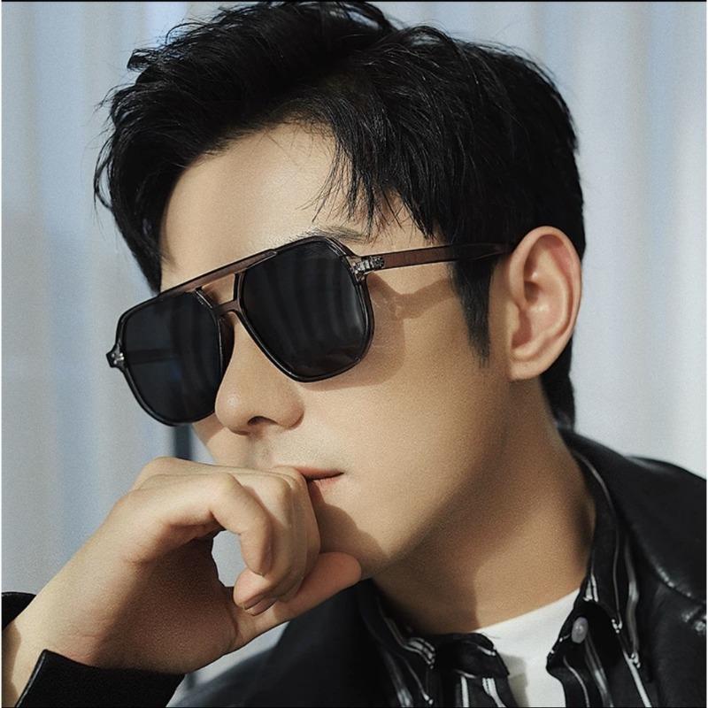 4pcs Fashion Retro Square Fashion Glasses for Men and Women Classic Lens Fashion Retro Design