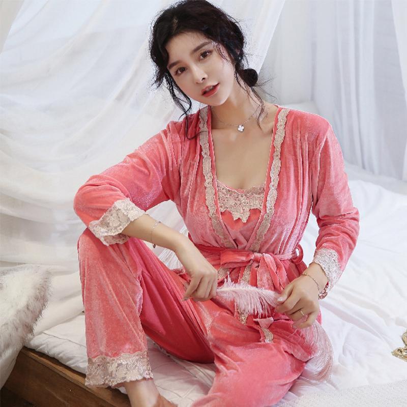 Women's Sexy Velvet Fabric Pajamas Autumn and Winter Sexy Lace Luxury Noble Ladies Home Wear Pajamas