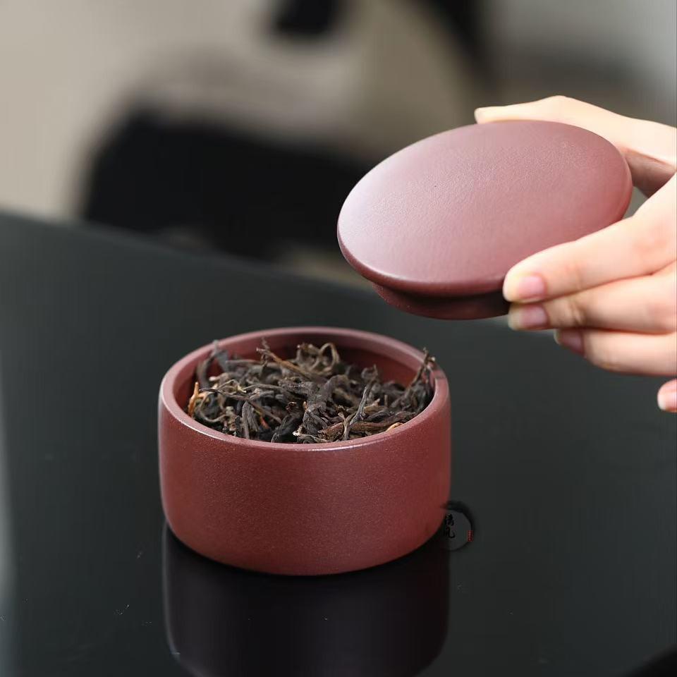 Yixing Zisha Small Cylinder Tea Caddy: Moisture-Proof Seal Jar for Pu-erh Tea Storage