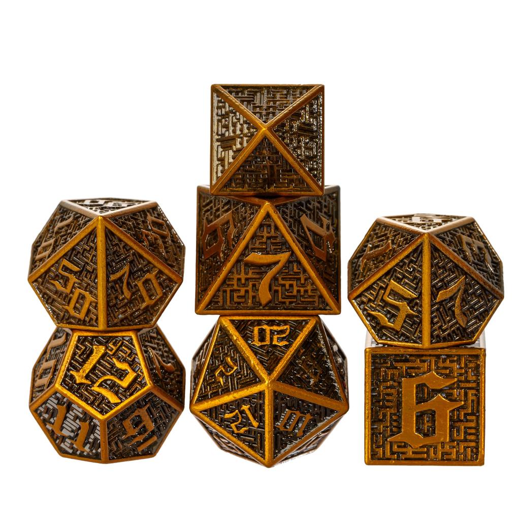 Cusdie DND Labyrinth Metallwürfel Massiv D4-D20 Polyederwürfel Set mit einzigartigem D4 für Rollenspiel Pathfinder Brettspiele TRPG