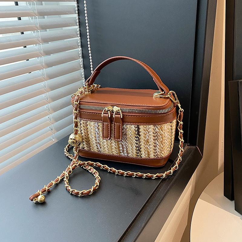 

Женская квадратная сумка через плечо с плетеной цепочкой в этническом стиле в стиле бохо