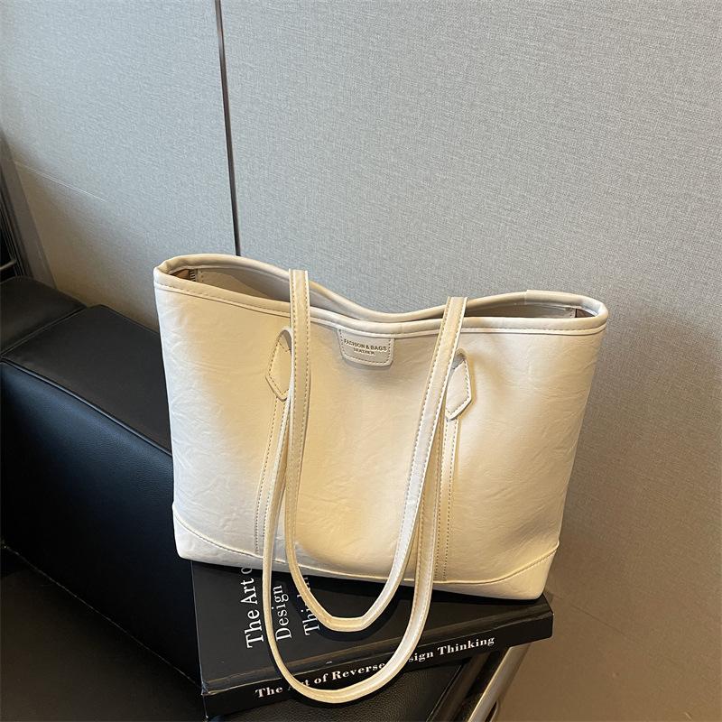 

Ретро сумка женская большой вместимости новая осенне-зимняя простая и универсальная сумка через плечо повседневная дорожная сумка