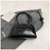 Niche retro high-end underarm bag women's new large-capacity bag versatile shoulder bag