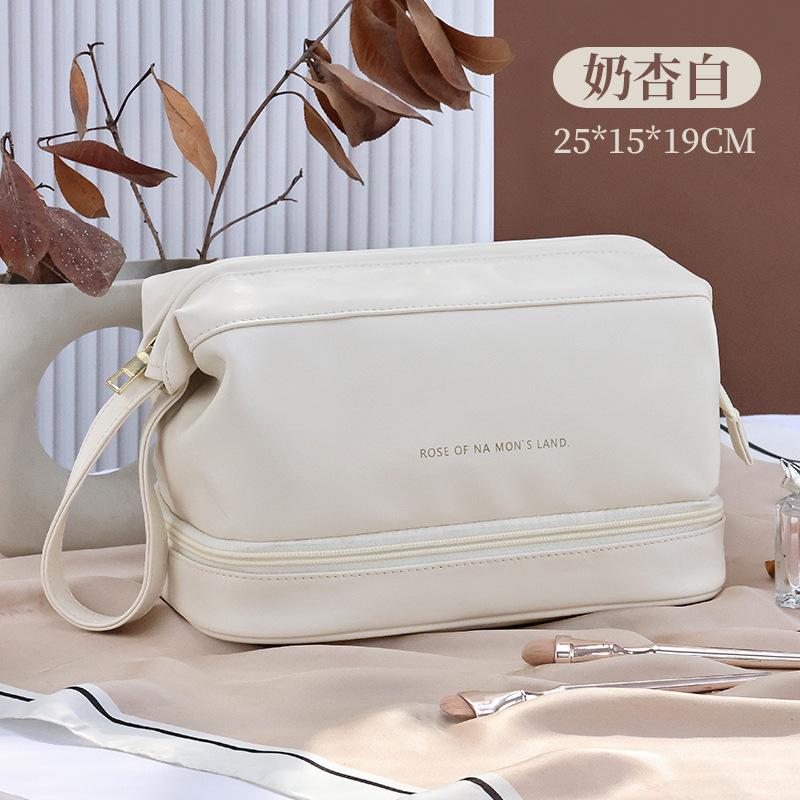 New PU Makeup Bag Cloud Travel Handheld Portable Large Capacity Luxury Storage
