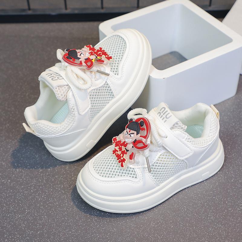 

Дитячі літні низькі дихаючі скейтбордичні кросівки Дитячі студентські трендові бігові спортивні хлопчики та дівчатка зручні гімнастичні кросівки 35 білий