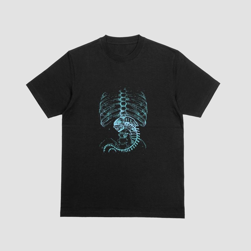 

Alien Skeleton Tshirt 80s Horror Aliens Space Xenomorph Tee 050 2XL