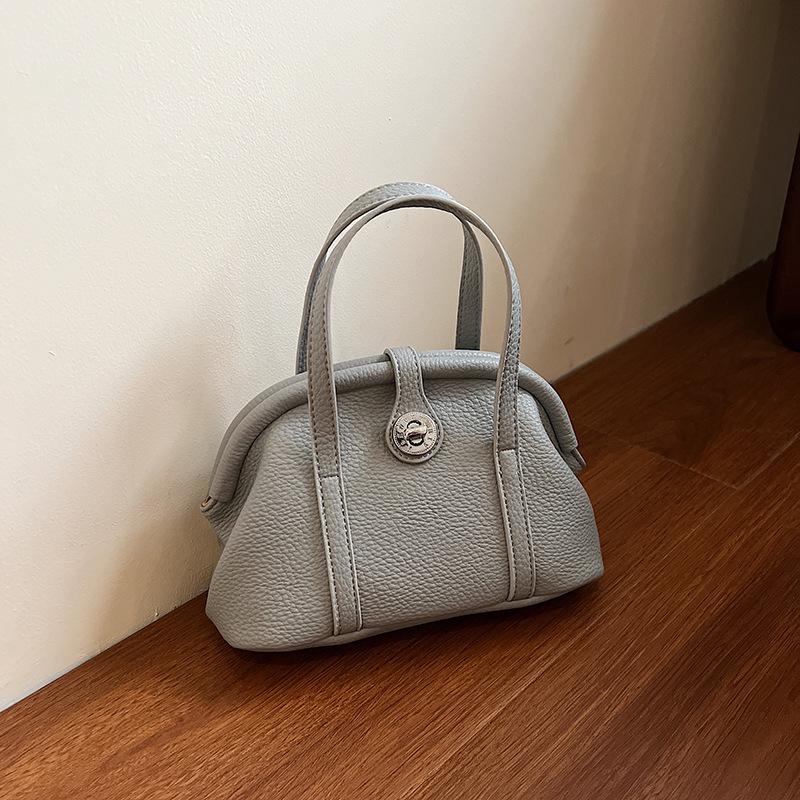 Niche Texture Handbag Women's New Fashion Shell Bag Versatile Simple Shoulder Messenger Clip Bag
