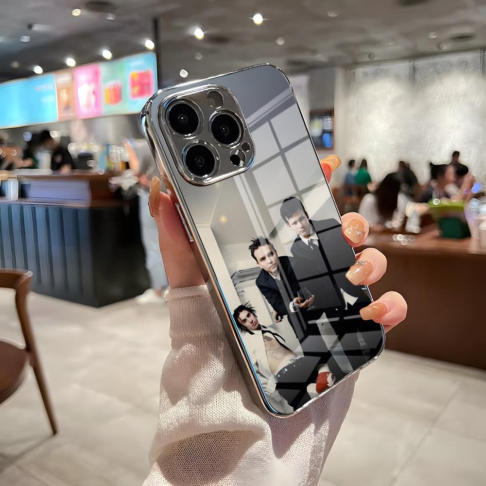 Band BLINK-182 Phone Case For IPhone 17 Pro Max 15 Pro 16 14 Plus 12 13 Mini 11 Pro Shockproof Electroplated Glass Cover