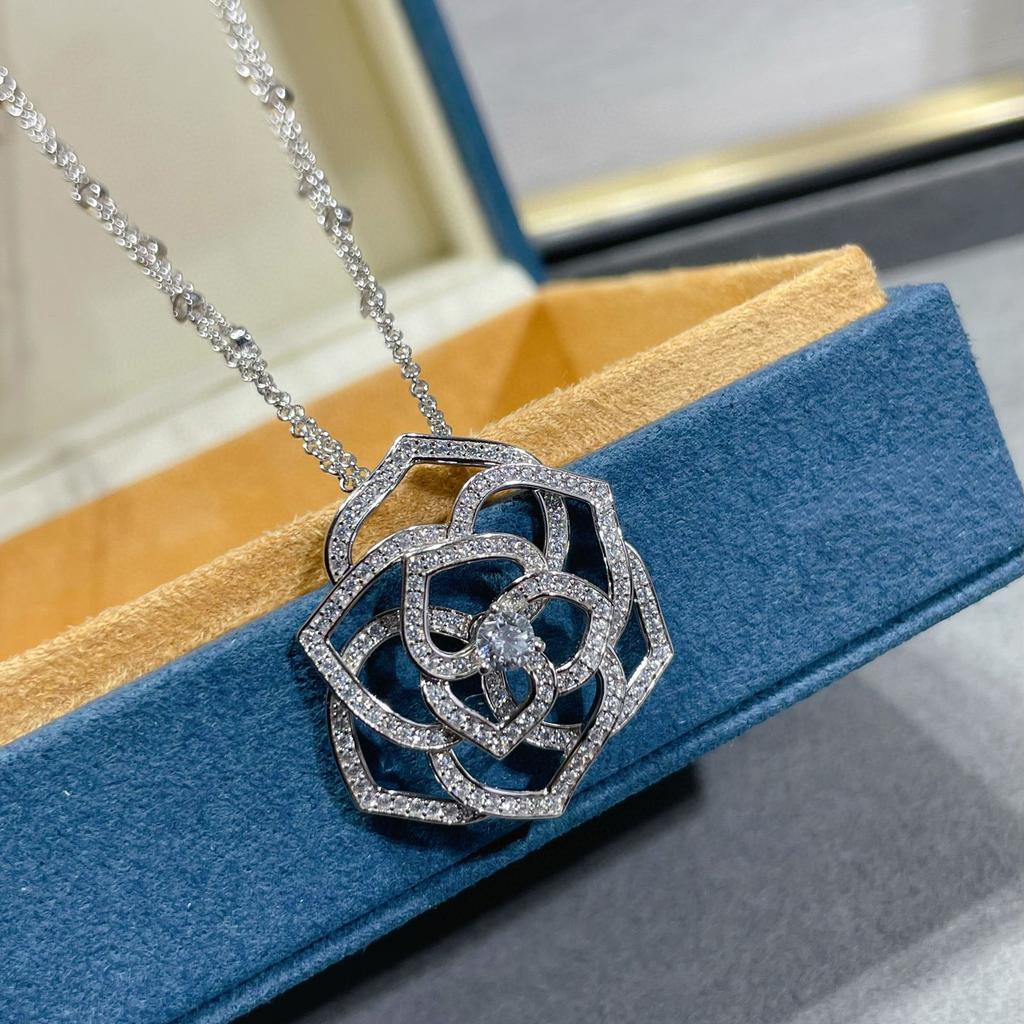New Vintage Hot Brand Women's Necklace Luxury Jewelry For Women Designer Pendant Pure 925 Sterling Silver Party Rose Necklaces