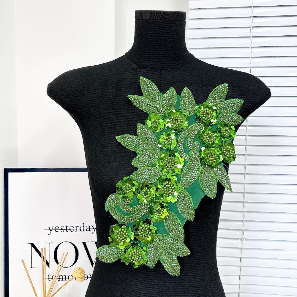Three Dimensional Flowers Clothing Applique Sequin Patch Repair Flower Embroidered Patches  Apparel