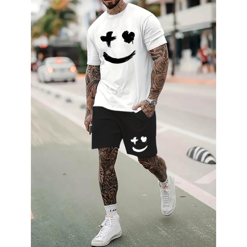 2-piece Men's Fashion Outfit with a Big Smiling Face Pattern, Summer Casual Round Neck Short Sleeved T-shirt and Drawstring Shorts Set