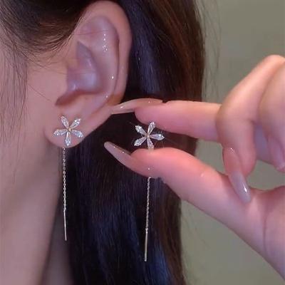 1 Pair Fashion Simple Crystal Flower Earrings Chain Tassel Earrings Women's Long Earrings Perforated Line Accessories