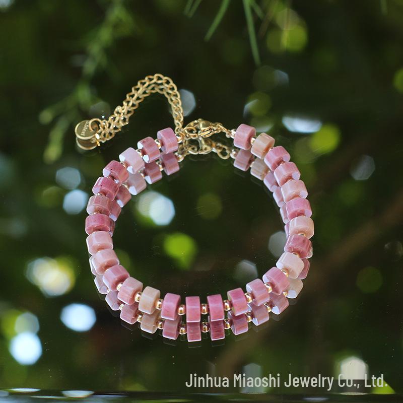 Bransoletka z kryształu ametystu - Damska, regulowana, ze stali nierdzewnej, z zapięciem typu homar