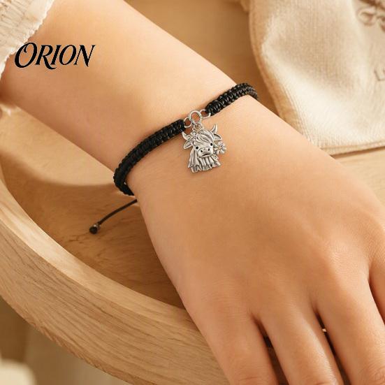 Small Animal Themed Gifts Cute Highland Cow Bracelet for Women, Metal Charm Adjustable Woven Rope Wristband with Card, Handmade Braided String