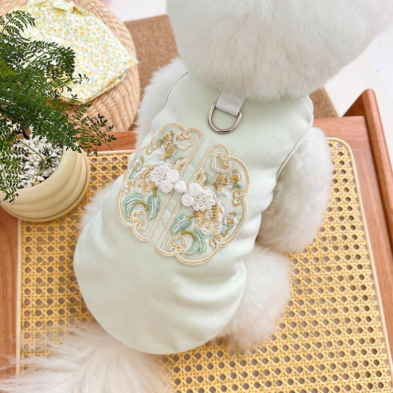 

Fall New Pet Clothing Dog Cat Pet Clothing Buckle Embroidered Traction Vest XS size