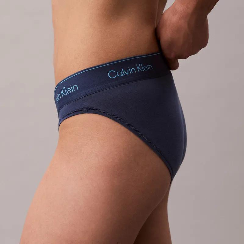 CALVIN KLEIN Modern Gravity Belt Briefs Women's Gift Box Set Included (Unisex) Briefs 22719692 | Black