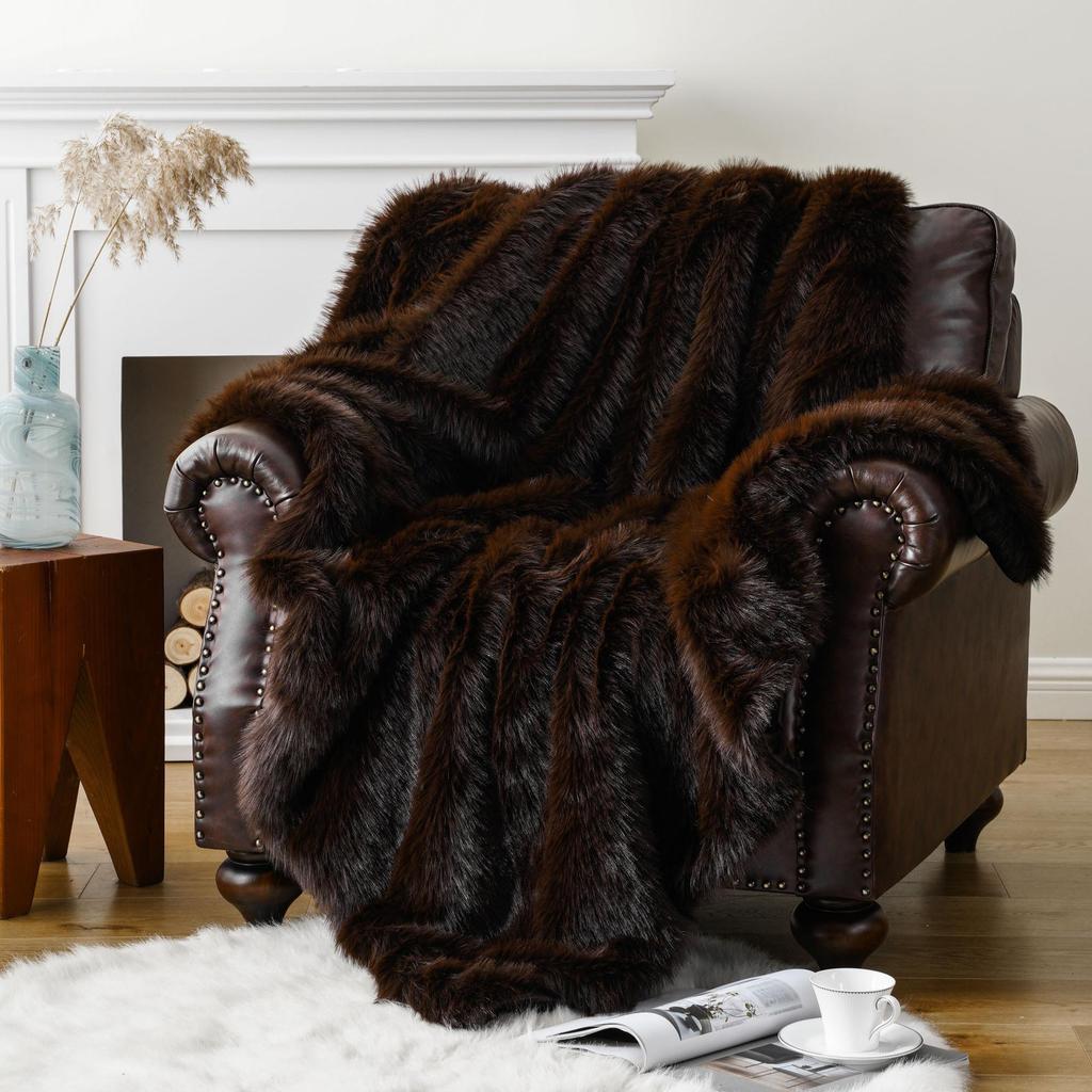 2024 NEU Luxuriöse Flauschige Kunstfell-Decke 152×203cm Steppdecke Decken Bettüberwurf Luxus Deko-Decke Weiche Fuzzy Fell-Decken Winter