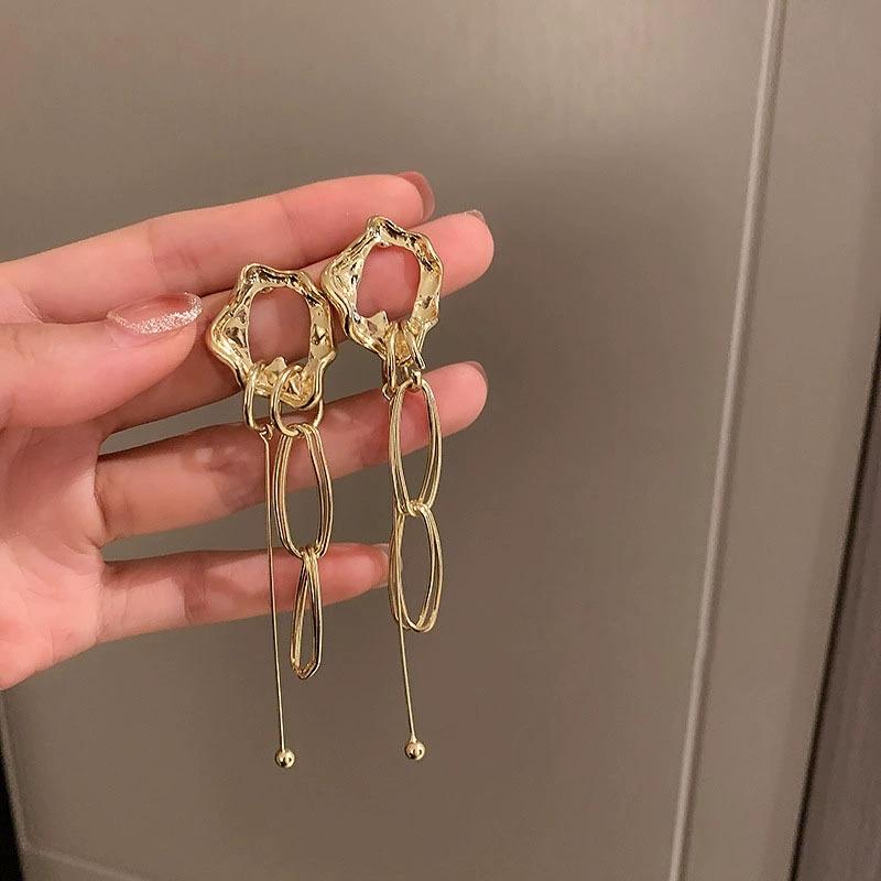 French Metal Abstract Long Style Earrings New Trendy Exaggerated Temperament Cold High-End Design Earrings Women s Jewelry
